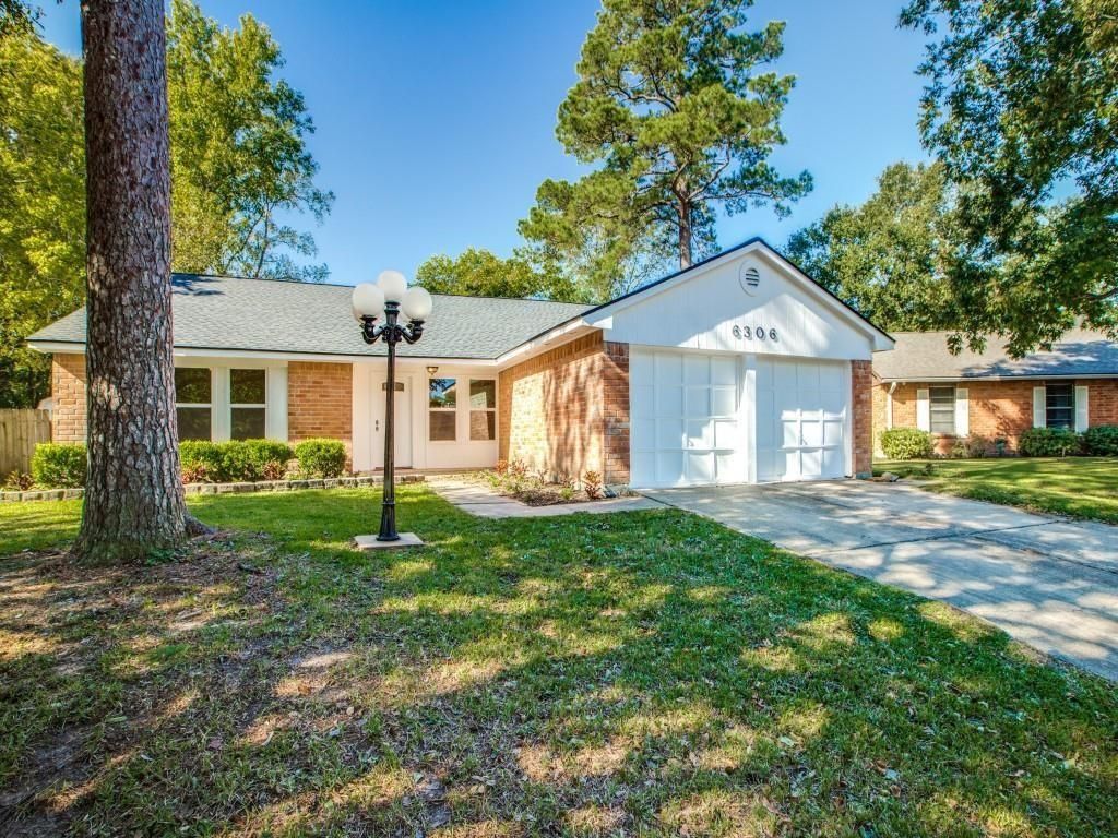 6306 Fallengate Drive, Spring, TX 77373