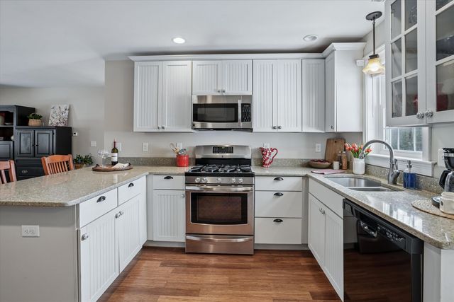 30 Dow Road, Mont Vernon, NH 03057