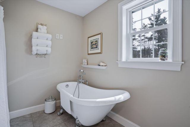 30 Dow Road, Mont Vernon, NH 03057