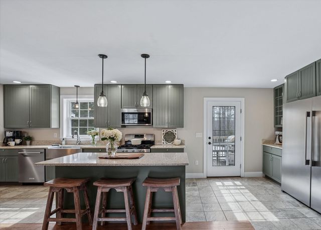 30 Dow Road, Mont Vernon, NH 03057