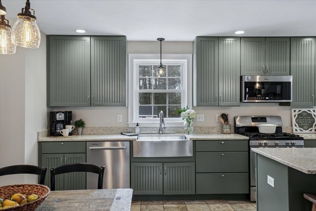 30 Dow Road, Mont Vernon, NH 03057