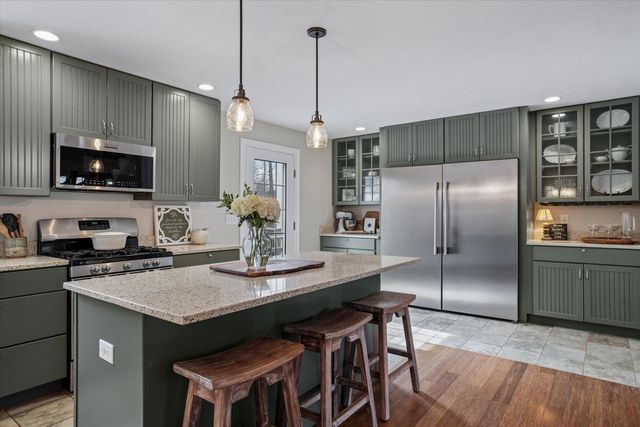 30 Dow Road, Mont Vernon, NH 03057