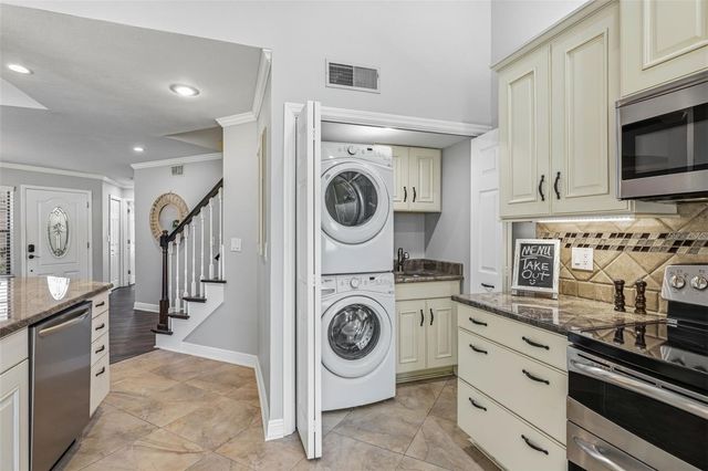 2009 PHILIPPE COURT, Safety Harbor, FL 34695