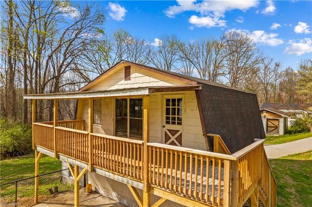 1804 Clingman Road, Ronda, NC 28670