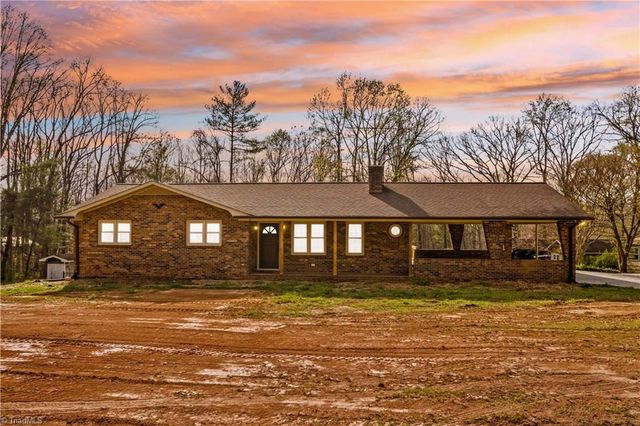 1804 Clingman Road, Ronda, NC 28670