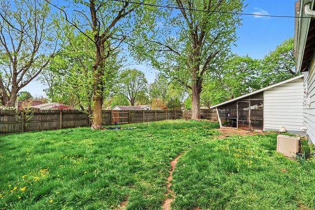 126 E South Street, Vicksburg, MI 49097