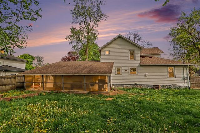 126 E South Street, Vicksburg, MI 49097