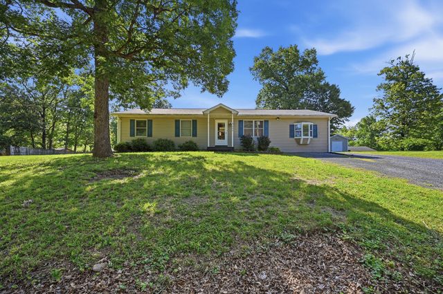 686 ROLLASON DR, Front Royal, VA 22630