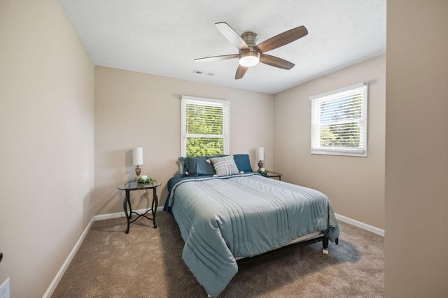 686 ROLLASON DR, Front Royal, VA 22630