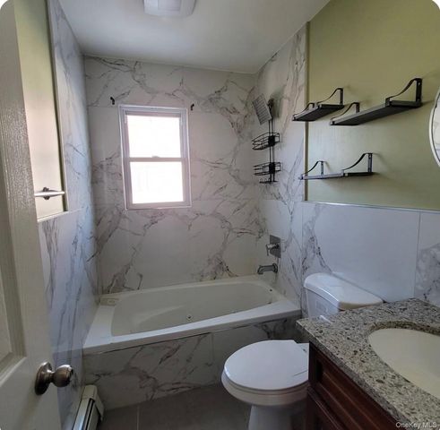 33 Balsam Drive, Medford, NY 11763