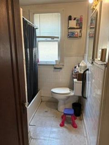 1437 121st Street, Whiting, IN 46394