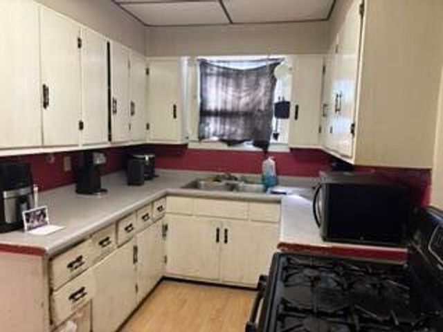 1437 121st Street, Whiting, IN 46394