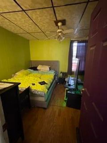 1437 121st Street, Whiting, IN 46394