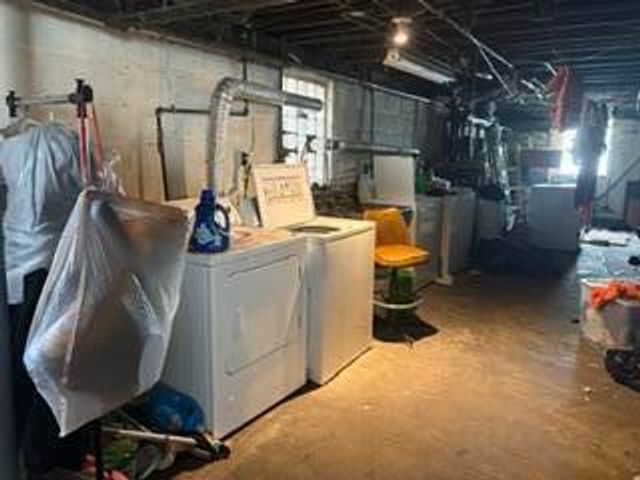 1437 121st Street, Whiting, IN 46394