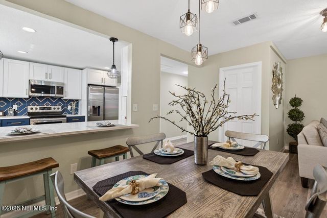 9751 S MACARTHUR Court, Jacksonville, FL 32246