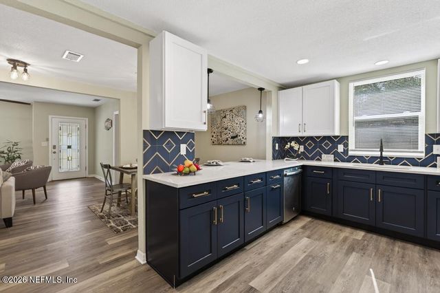 9751 S MACARTHUR Court, Jacksonville, FL 32246