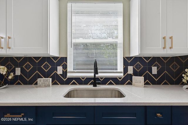 9751 S MACARTHUR Court, Jacksonville, FL 32246