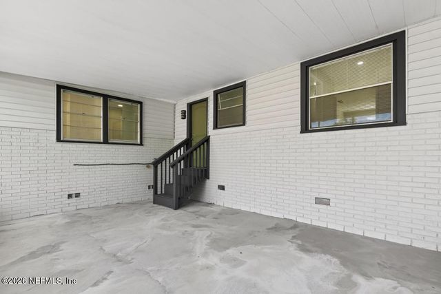 9751 S MACARTHUR Court, Jacksonville, FL 32246