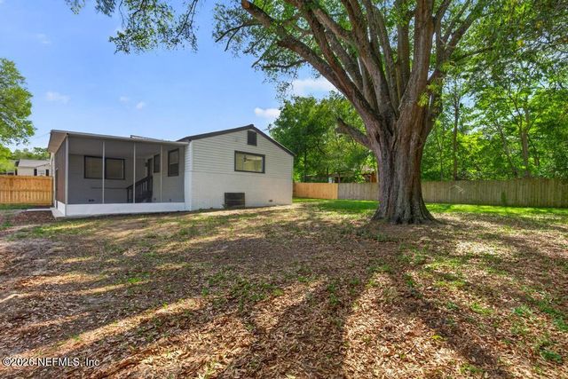 9751 S MACARTHUR Court, Jacksonville, FL 32246