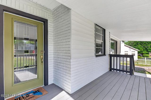 9751 S MACARTHUR Court, Jacksonville, FL 32246