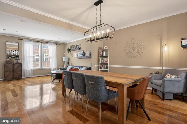 2046 BLUNT LN, Alexandria, VA 22303