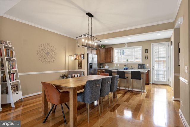 2046 BLUNT LN, Alexandria, VA 22303