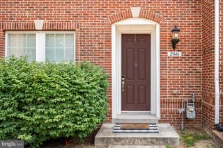2046 BLUNT LN, Alexandria, VA 22303
