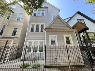 2541 W Cortland Street 3, Chicago, IL 60647