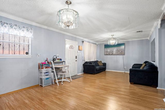 5318 Marconi St, San Antonio, TX 78228