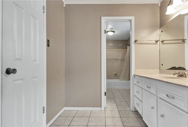 1600 Austin Avenue, College Station, TX 77845