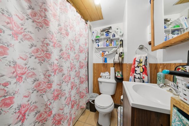 921 N Avers Avenue, Chicago, IL 60651