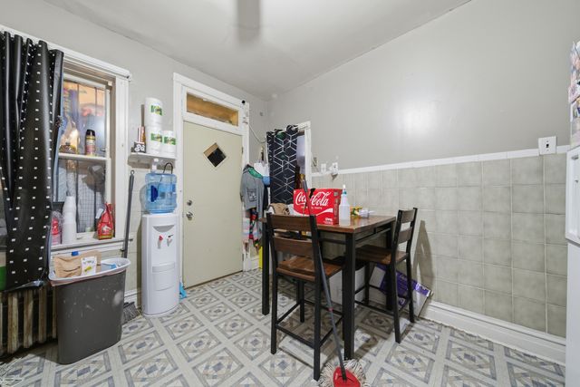 921 N Avers Avenue, Chicago, IL 60651