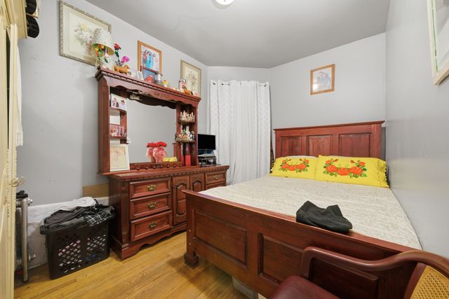 921 N Avers Avenue, Chicago, IL 60651