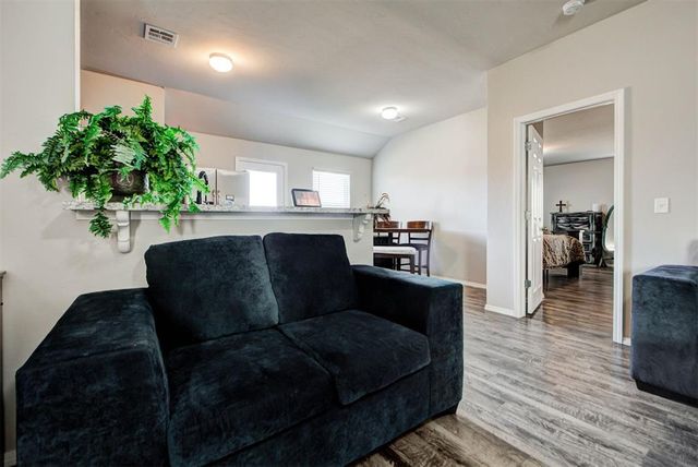 1120 Limestone Drive, Noble, OK 73068