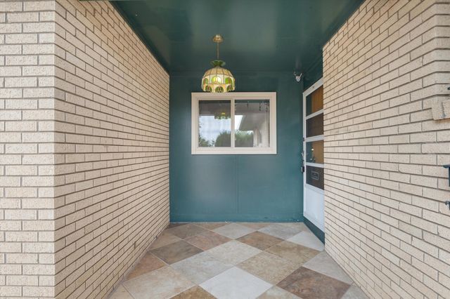 4301 San Andres Avenue NE, Albuquerque, NM 87110