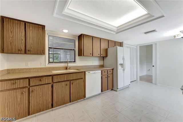 1516 Sautern DR, Fort Myers, FL 33919