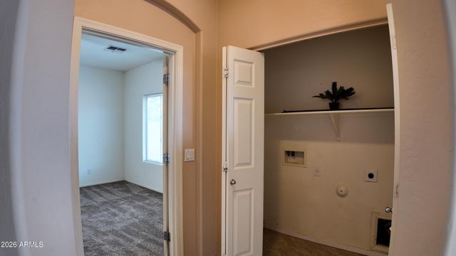 4614 W COTTONTAIL Road, Phoenix, AZ 85086