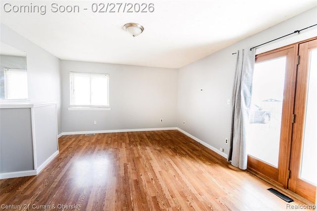 6041 Fellrath Street, Taylor, MI 48180