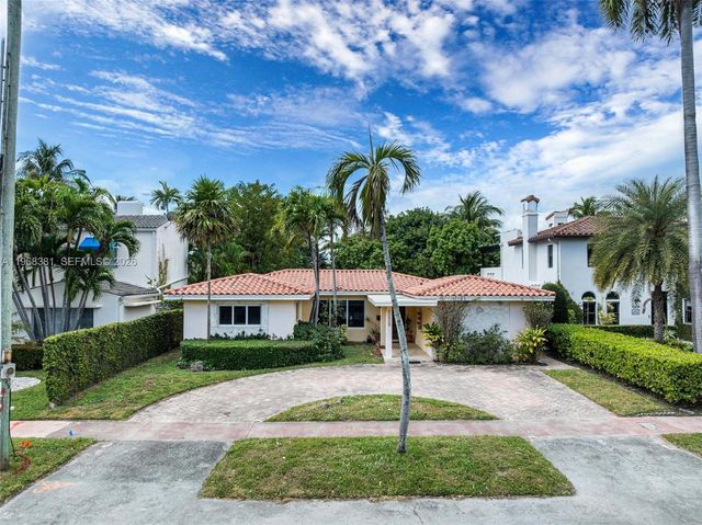 5220 La Gorce Dr, Miami Beach, FL 33140