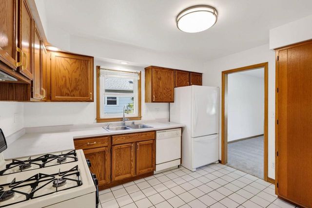 110 Schenk Street, Madison, WI 53704