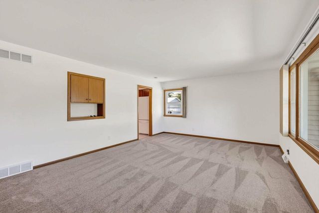 110 Schenk Street, Madison, WI 53704