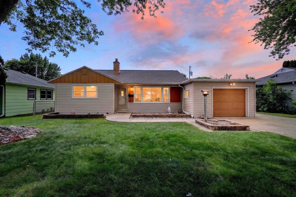 110 Schenk Street, Madison, WI 53704
