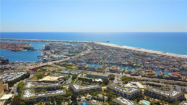 950 Cagney Lane 101, Newport Beach, CA 92663