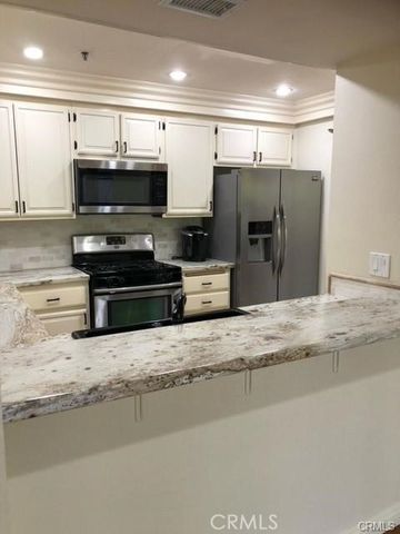 950 Cagney Lane 101, Newport Beach, CA 92663