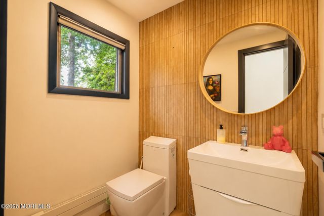 7 Eli Circle, Morganville, NJ 07751