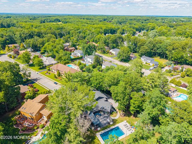 7 Eli Circle, Morganville, NJ 07751