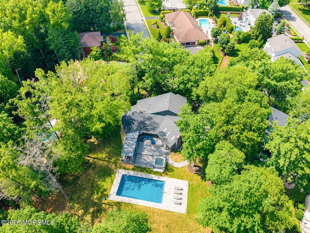 7 Eli Circle, Morganville, NJ 07751