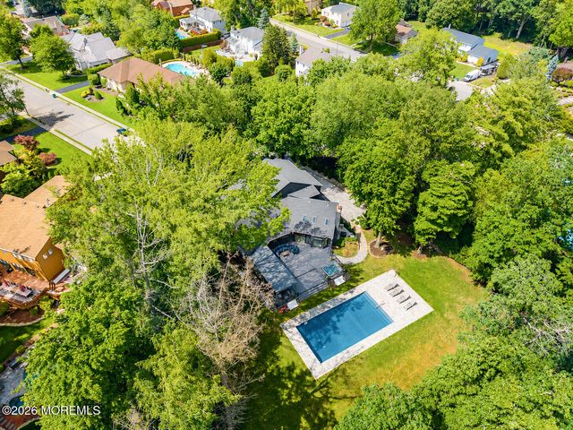 7 Eli Circle, Morganville, NJ 07751