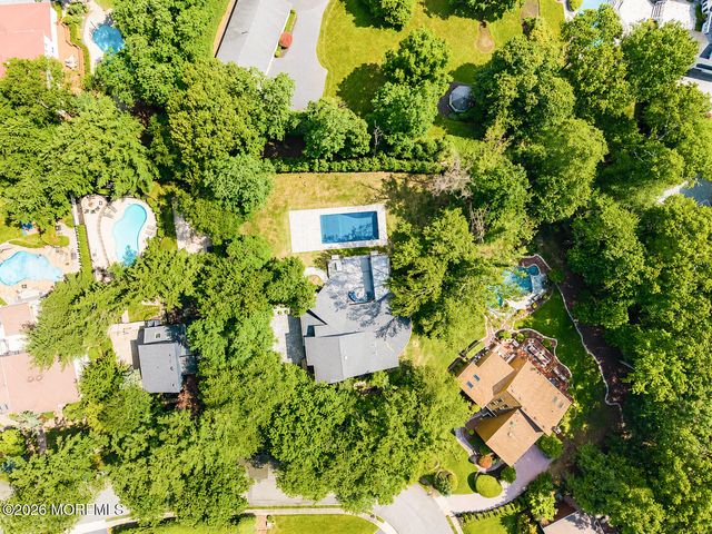 7 Eli Circle, Morganville, NJ 07751
