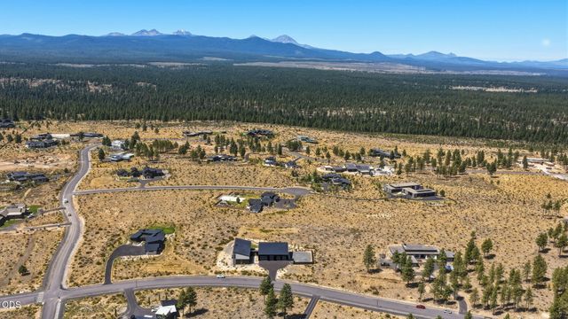 62333 McClain Drive, Bend, OR 97703